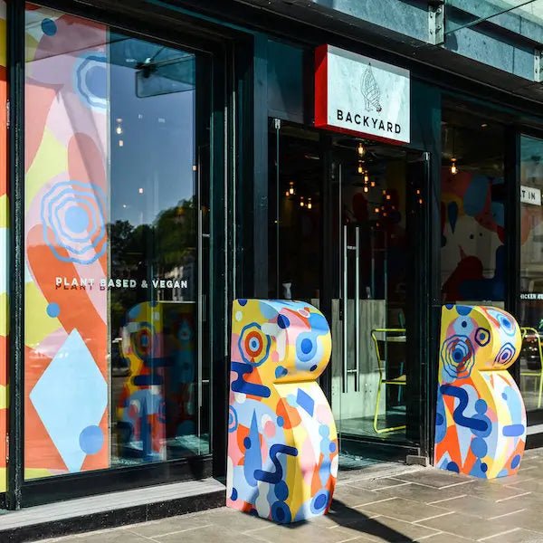 BACKYARD RESTAURANT | LIGHTING & FURNITURE SUPPLY | INTERIOR BY SIMPLE SIMON DESIGN | PHOTOGRAPHY BY GREG MOSS - DYKE & DEAN