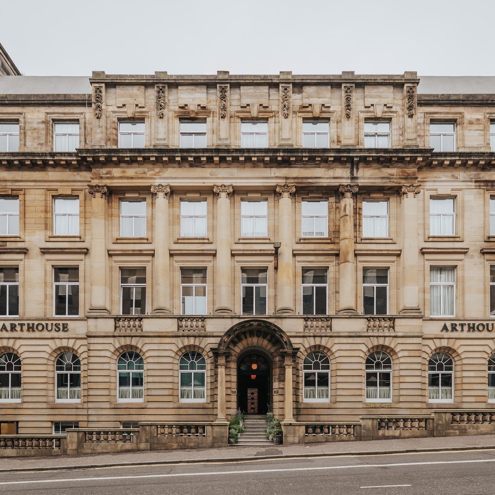 GLASGOW ARTHOUSE HOTEL | LIGHTING BY DYKE & DEAN | DESIGN BY A-NRD - DYKE & DEAN