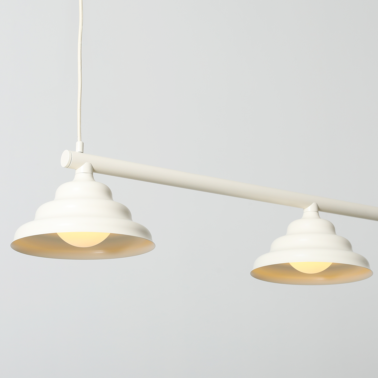 WAVE SUSPENSION BAR PENDANT 4 LIGHT GREY