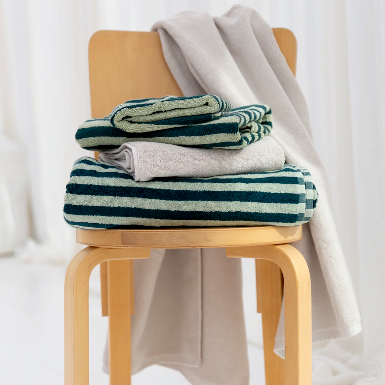 NARAM BATH TOWELS SEA FOAM & DEEP TEAL