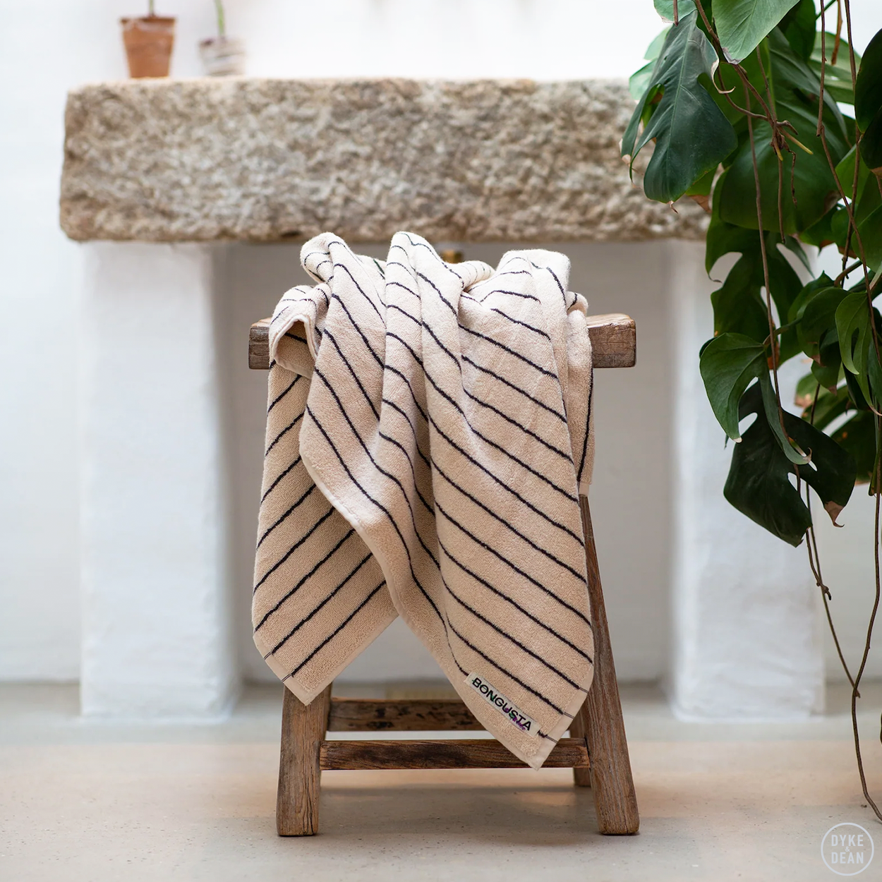 NARAM BATH TOWELS CREAM & INK