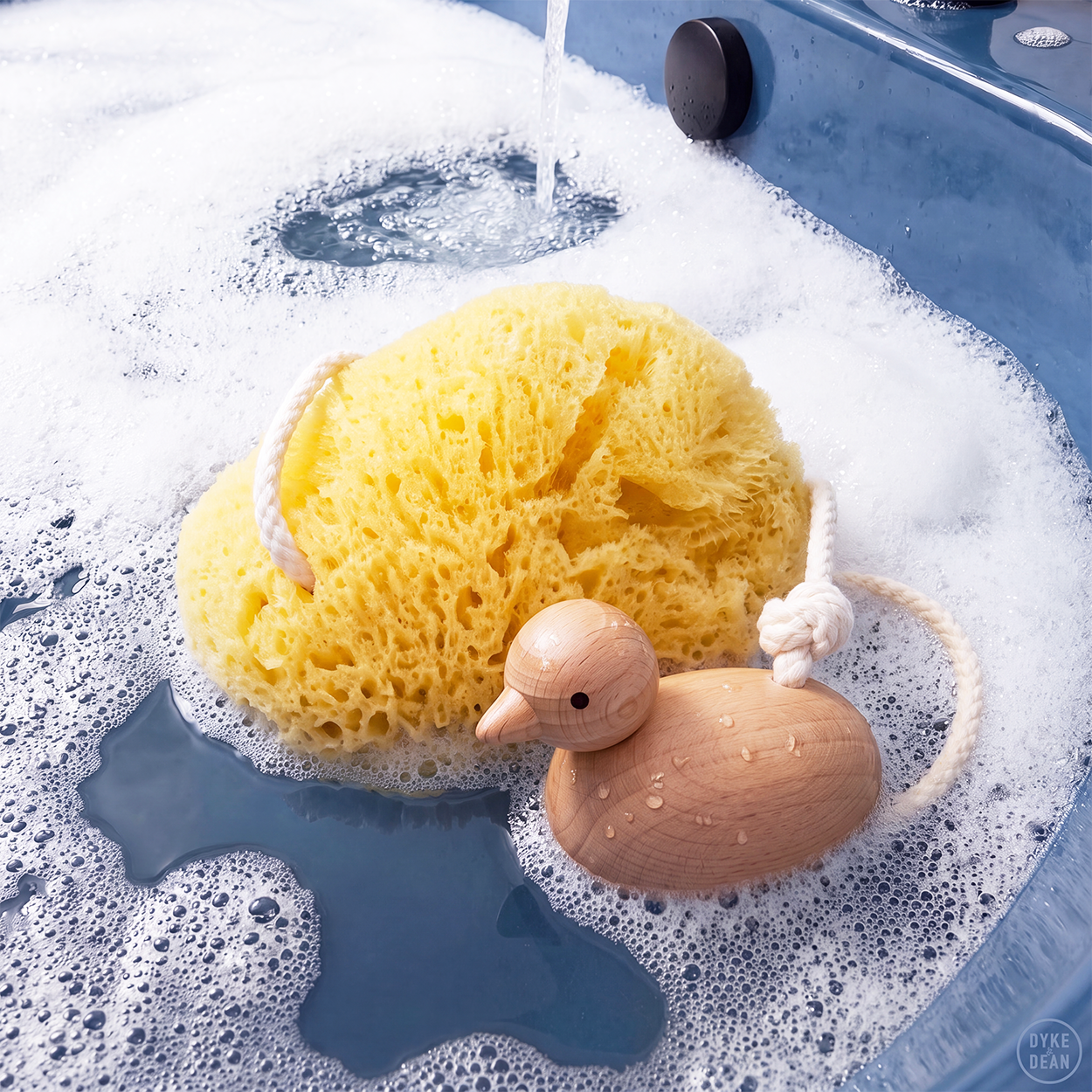 NATURAL BATH SPONGE WITH DUCK