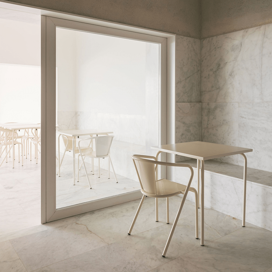 ADICO 5028 TABLE - DYKE & DEAN