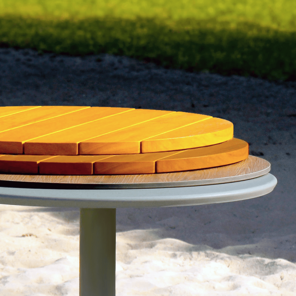ADICO MAR HIGH TABLE 60 WOOD TOP - DYKE & DEAN