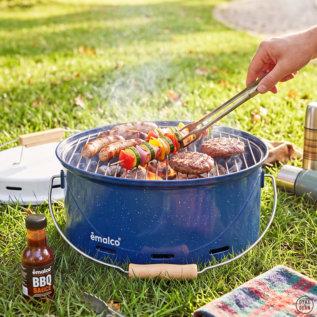 BLACK ENAMEL BARBEQUE - DYKE & DEAN