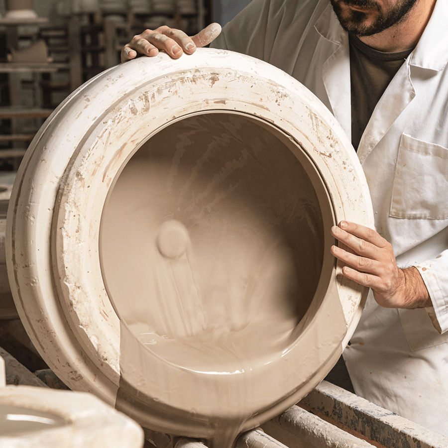 CERAMIC WALL LIGHT ONNA - DYKE & DEAN