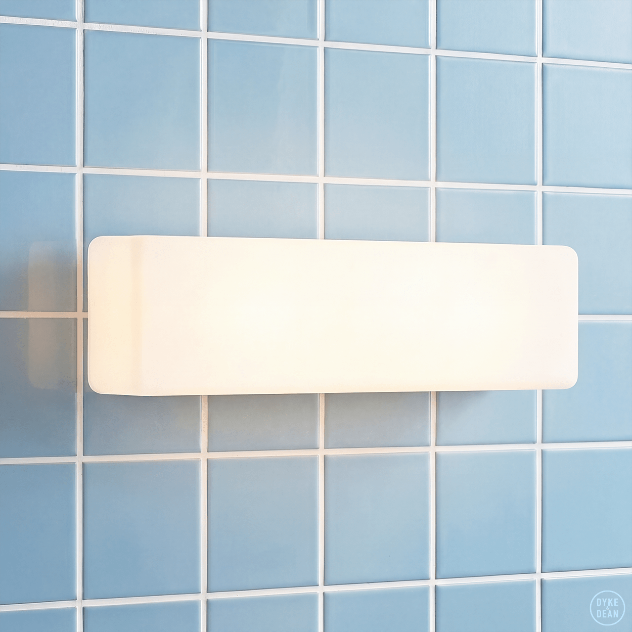 OPAL BATHROOM BLOCK MIRROR LIGHT LONG - DYKE & DEAN