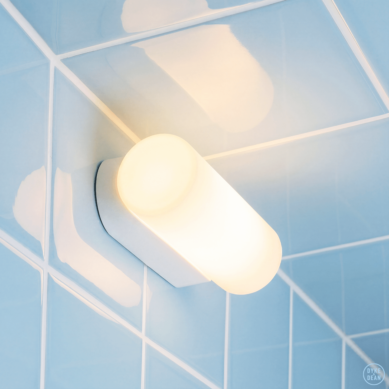 OPAL BATHROOM MIRROR LIGHT - DYKE & DEAN