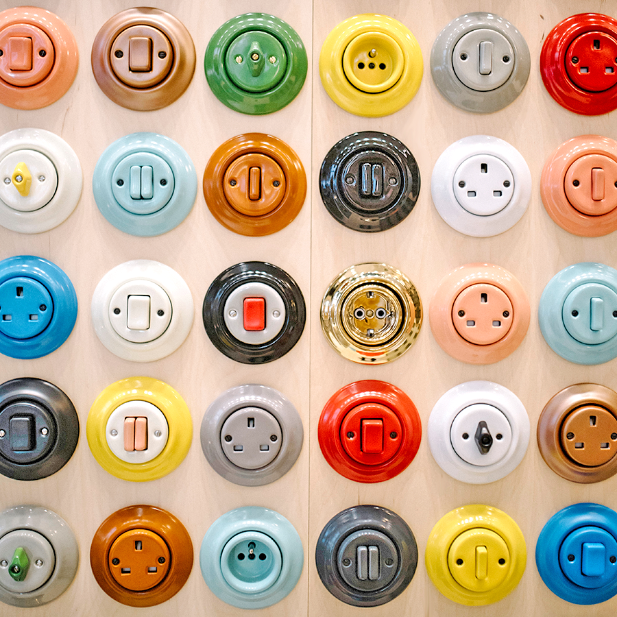 PORCELAIN WALL SOCKET CARROT DOUBLE PC/USB - DYKE & DEAN