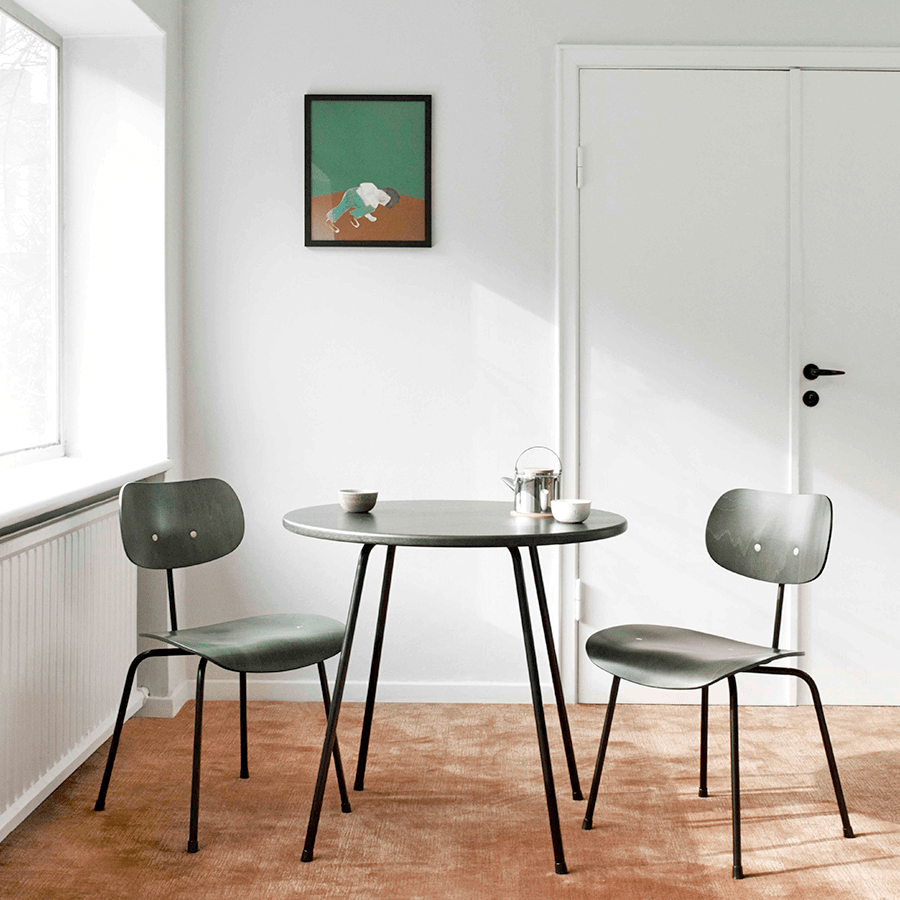 SE330 ROUND TABLE BEECH WOOD COLOUR - DYKE & DEAN