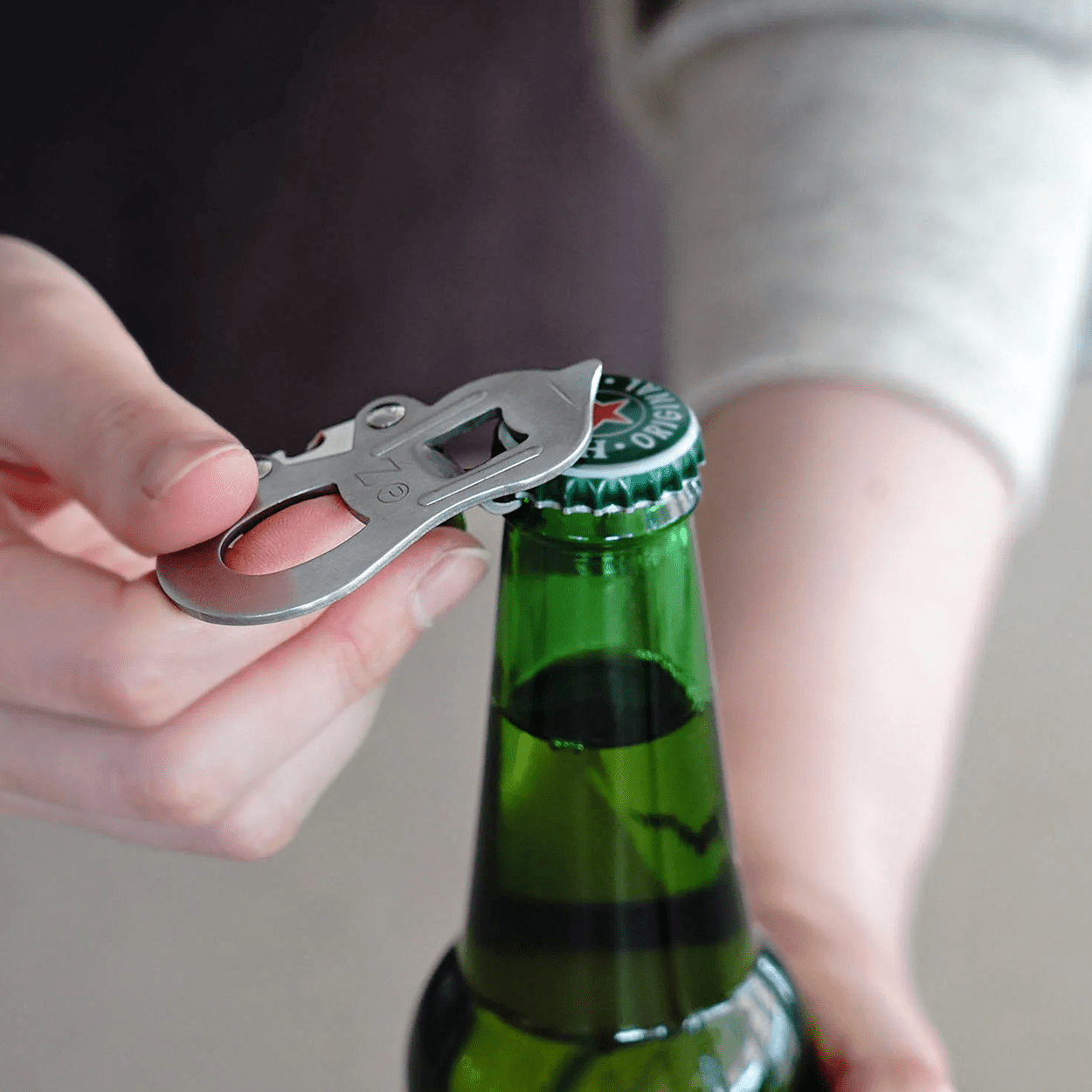 SHOWA BLUE BOTTLE & CAN OPENER - DYKE & DEAN