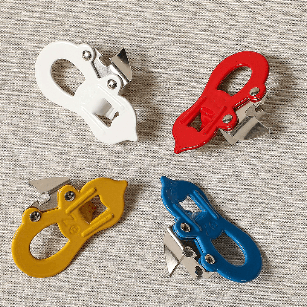 SHOWA YELLOW BOTTLE & CAN OPENER - DYKE & DEAN