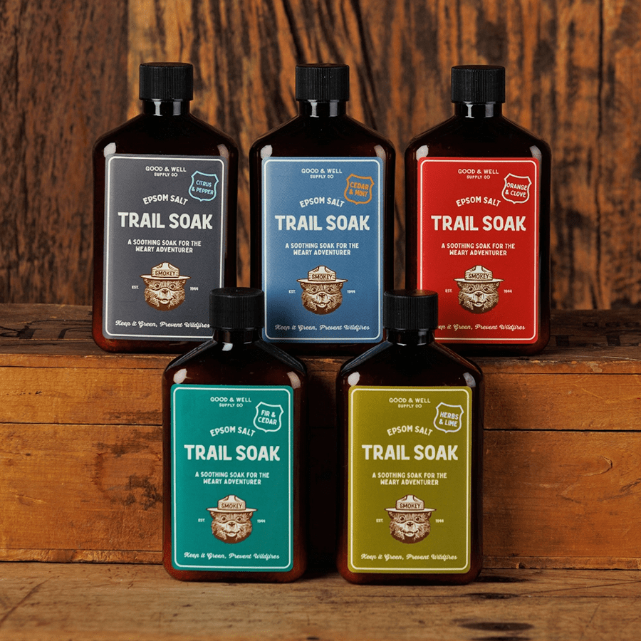 SMOKEY BEAR TRAIL BATH SOAK CEDAR & MINT - DYKE & DEAN