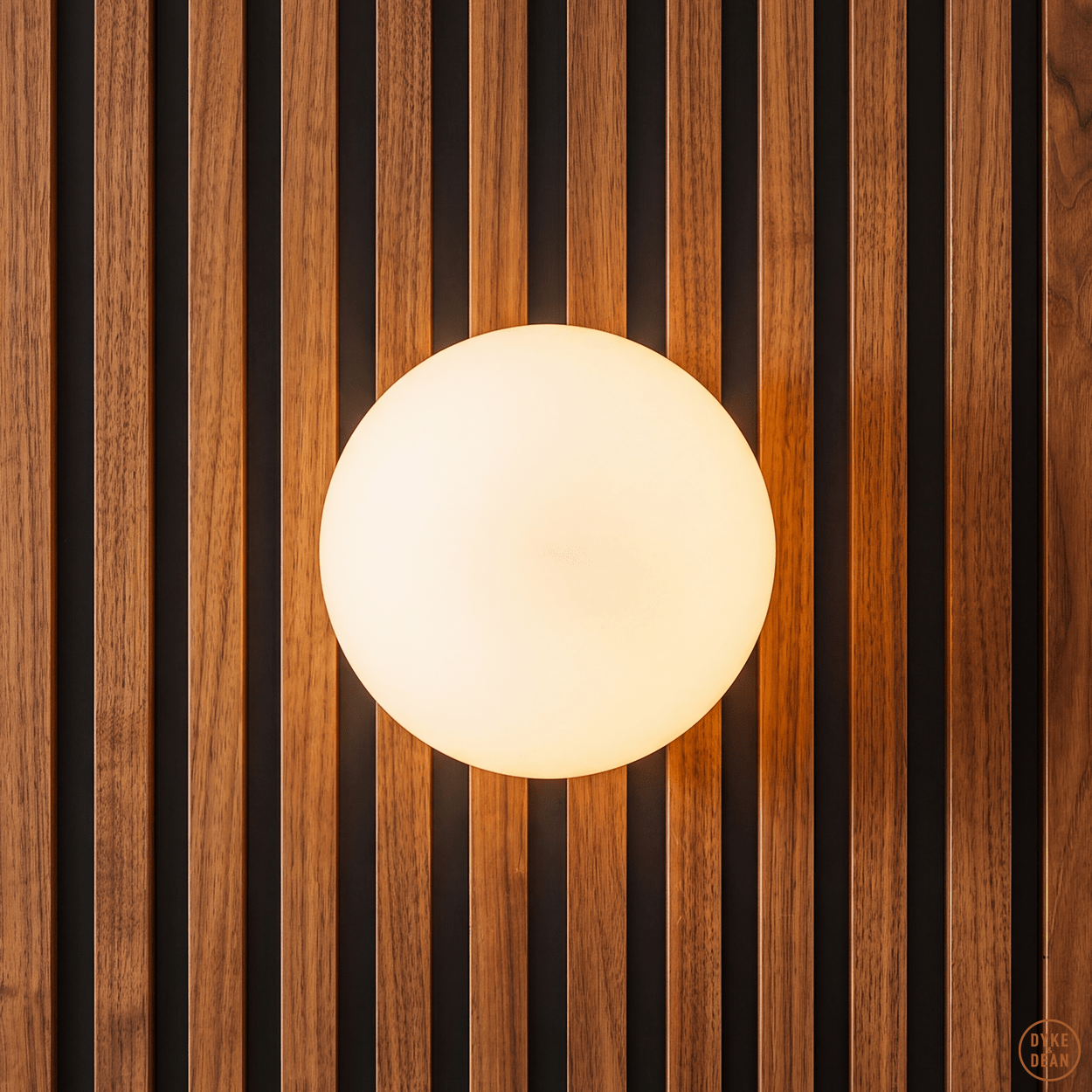 SPHERE LAMP BRASS BASE 200mm - DYKE & DEAN