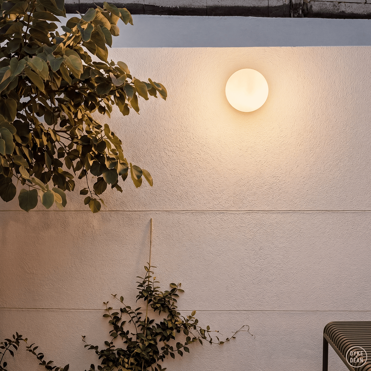 SPHERE LAMP BRASS BASE 200mm - DYKE & DEAN