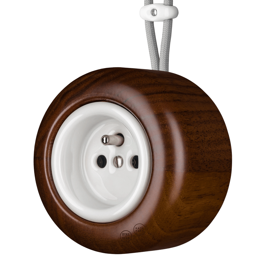 WOODEN PORCELAIN SURFACE MOUNTED NUC MAG EURO PIN SOCKET - DYKE & DEAN
