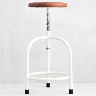 ADICO 201 ADJUSTABLE STOOL - DYKE & DEAN