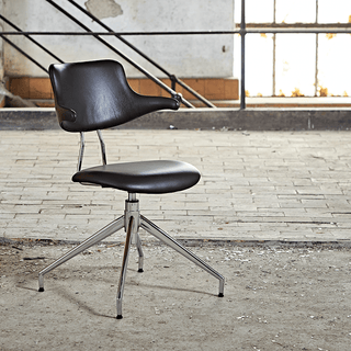 VL119 LEATHER SWIVEL CHAIR - DYKE & DEAN